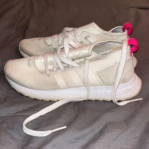 Adidas women’s sneakers size 8